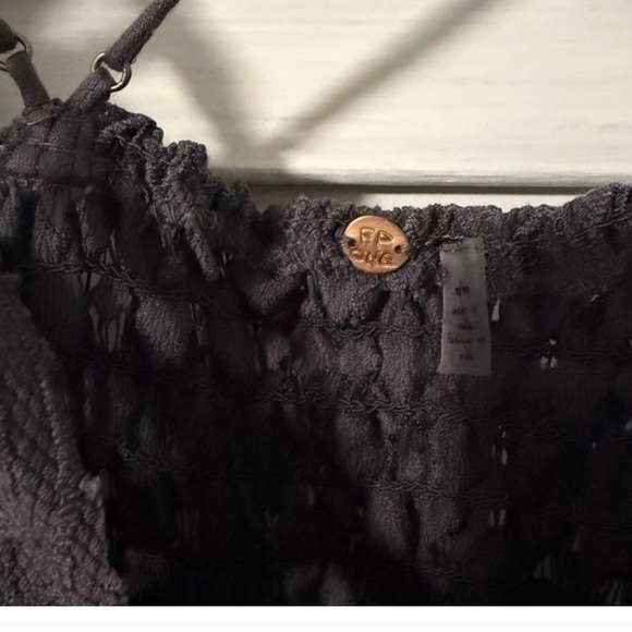 Free People “Adela” Dress in a beautiful Purple Color Size M woman’s. - Picture 6 of 6